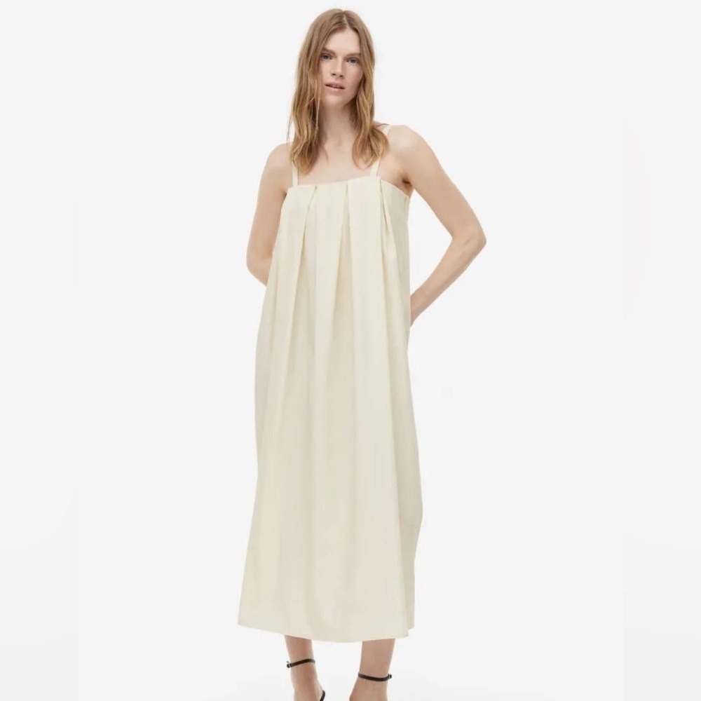 H&M Cream Pleated Crinkle Satin Dress